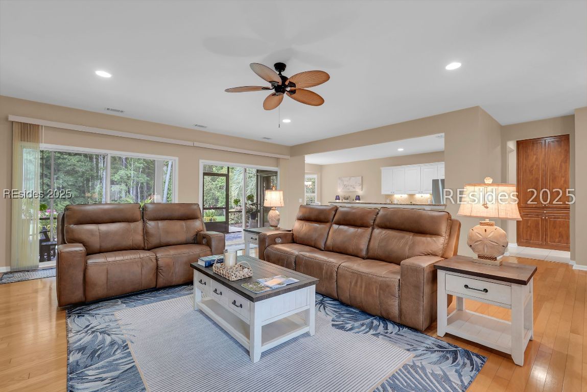 15 Concession Oak Drive