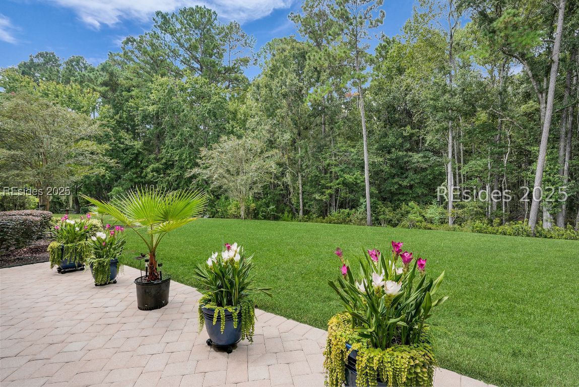 15 Concession Oak Drive