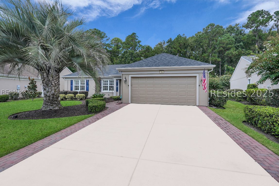 15 Concession Oak Drive