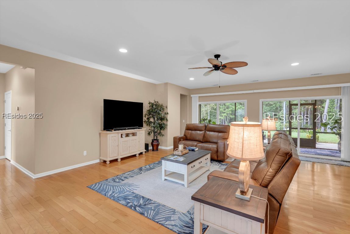 15 Concession Oak Drive