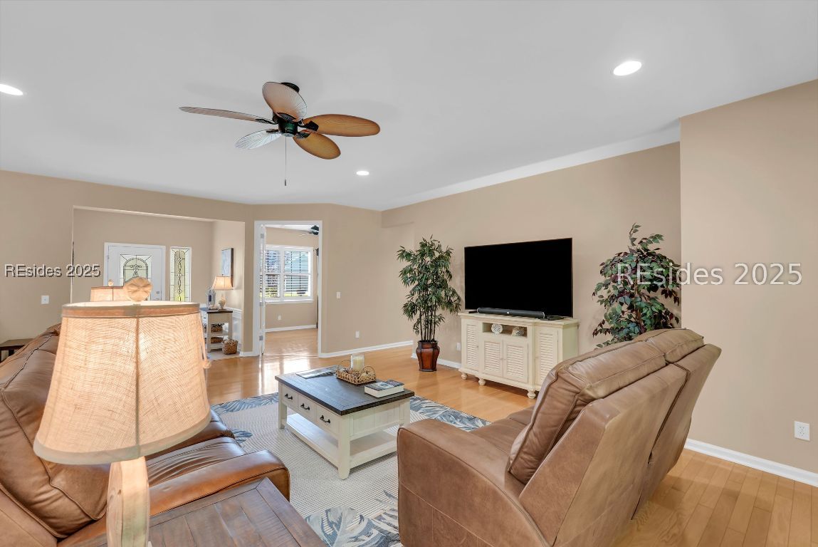 15 Concession Oak Drive