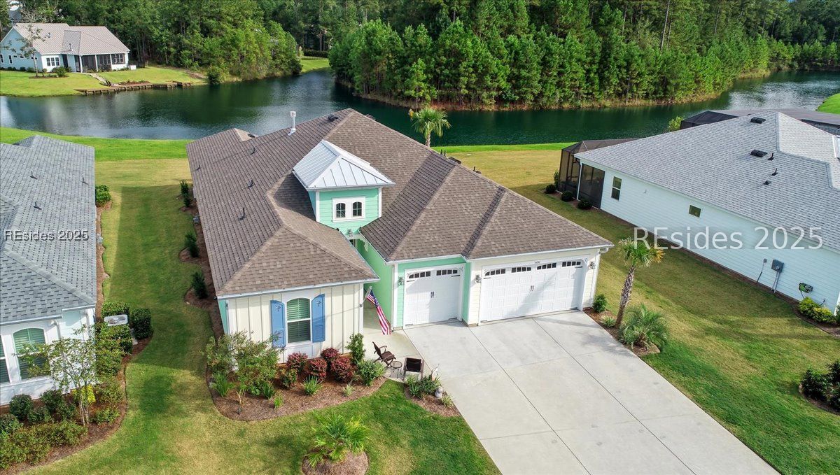 1406 Parrot Avenue
