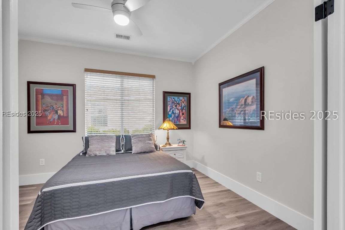 15 Andover Place