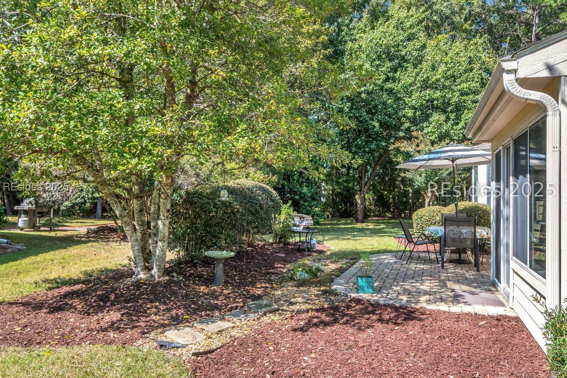 31 COBURN Drive E