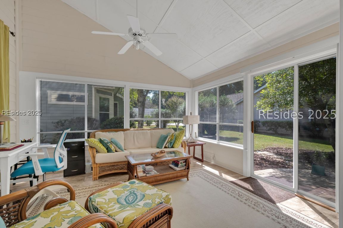 31 COBURN Drive E