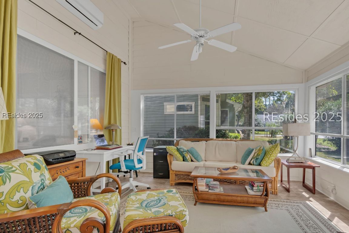 31 COBURN Drive E