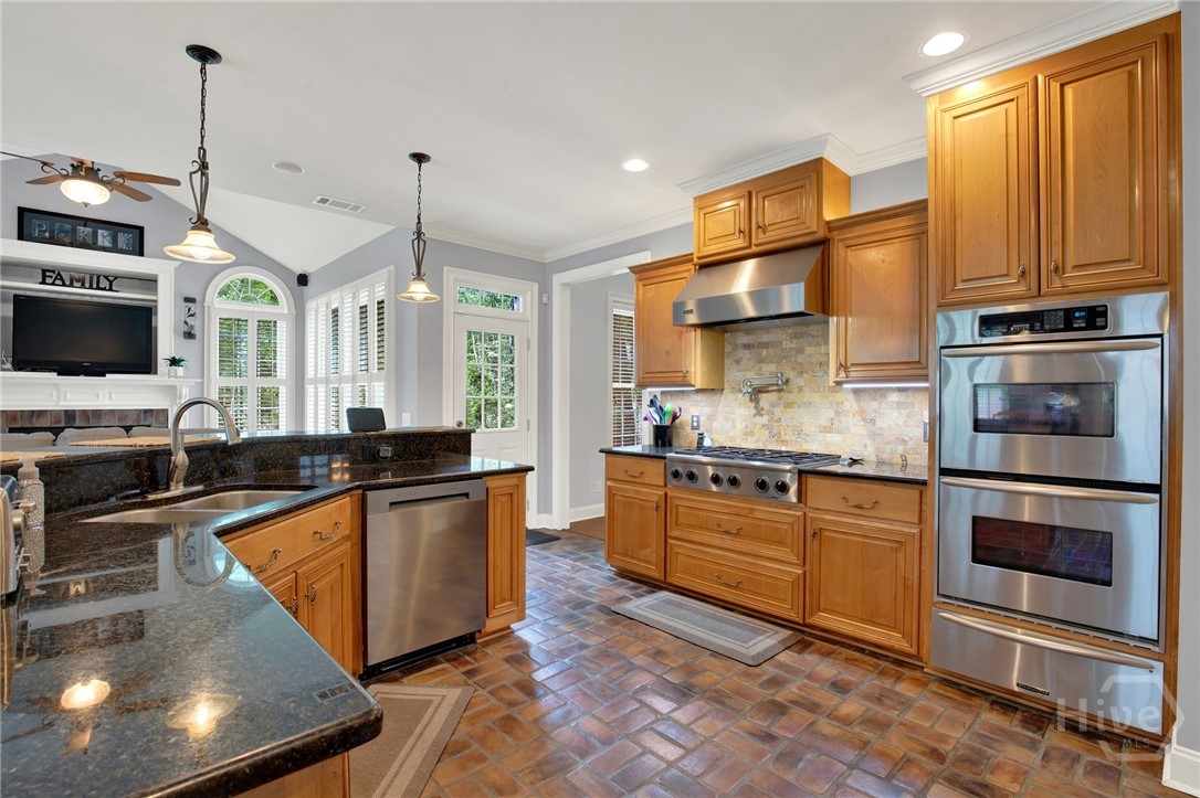115 Greenview Drive