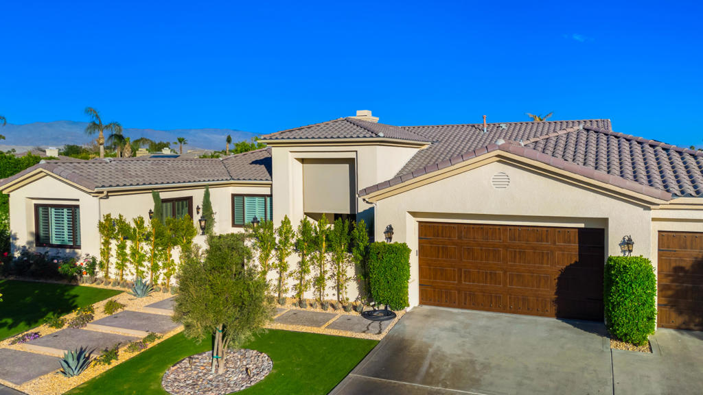 18 Normandy Way