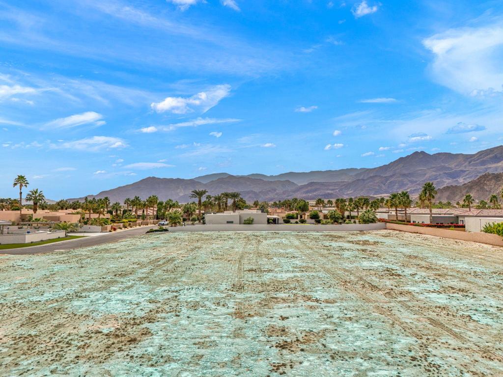 57645 Valley Lane