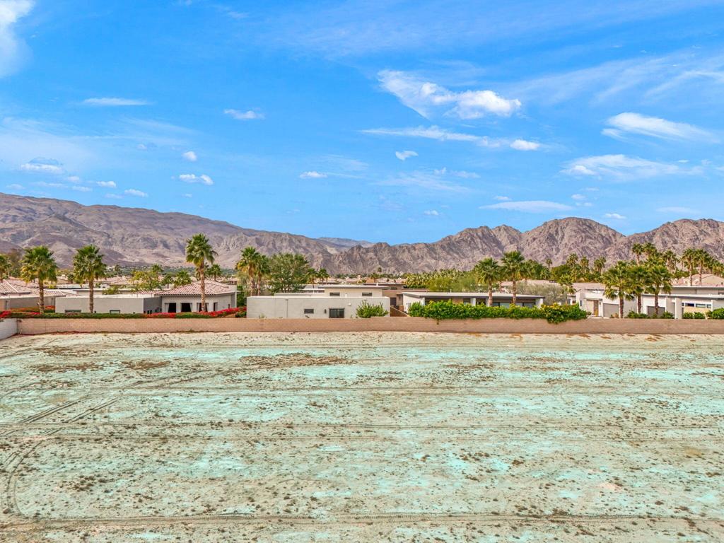 57645 Valley Lane