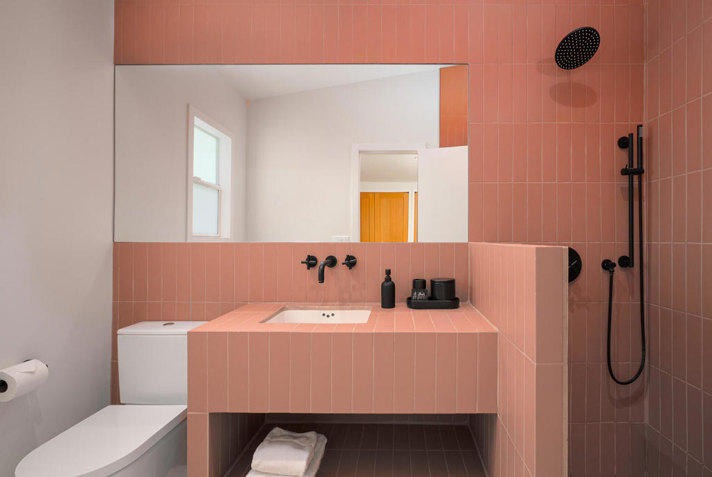 1022 E Mesquite Avenue