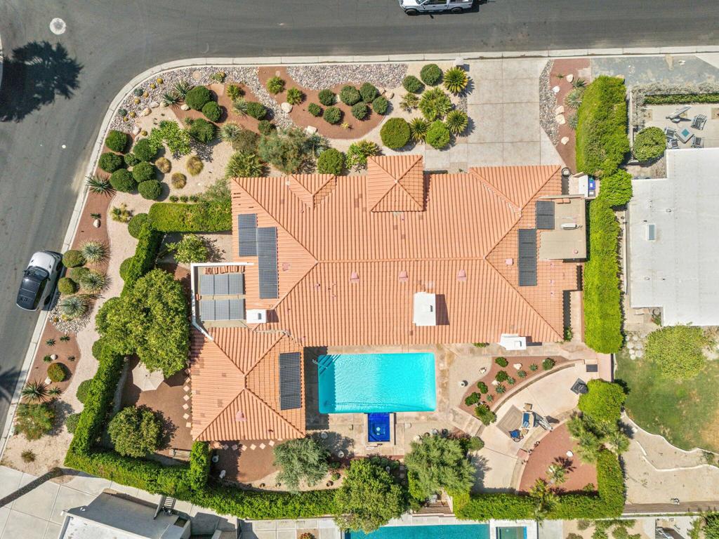 76396 Shoshone Drive