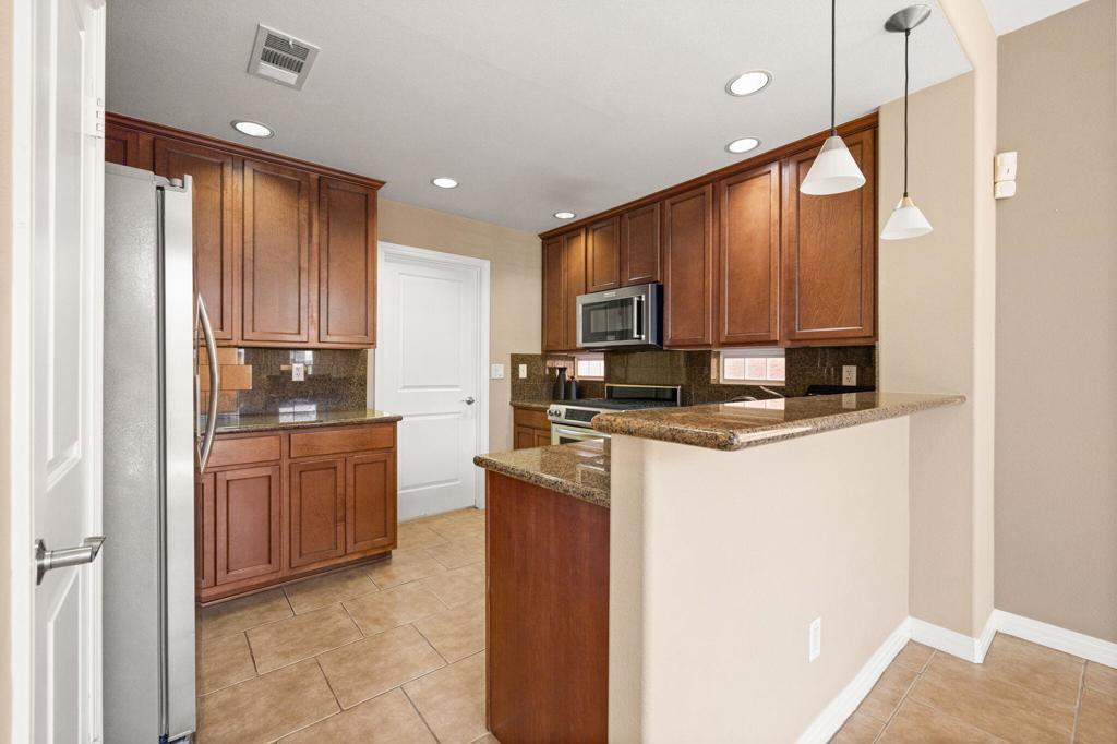 52161 Rosewood Lane