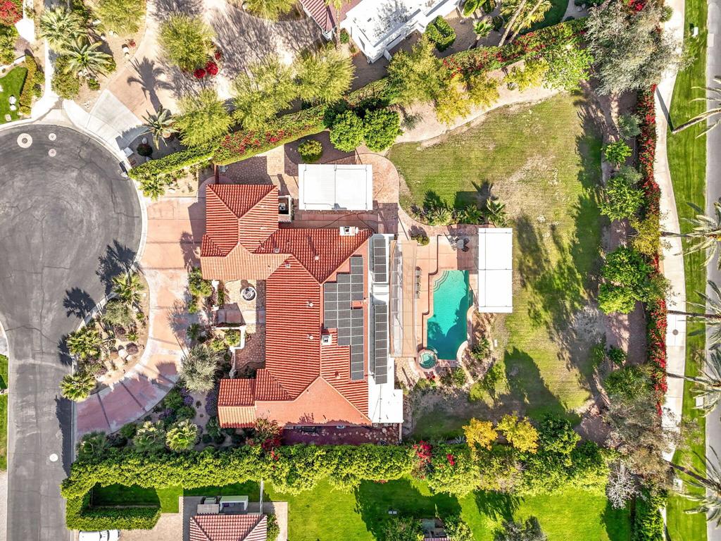 72400 Tanglewood Lane