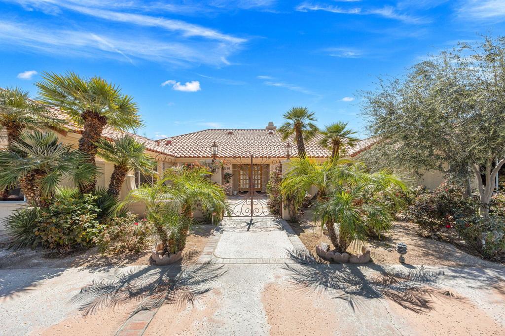 72400 Tanglewood Lane