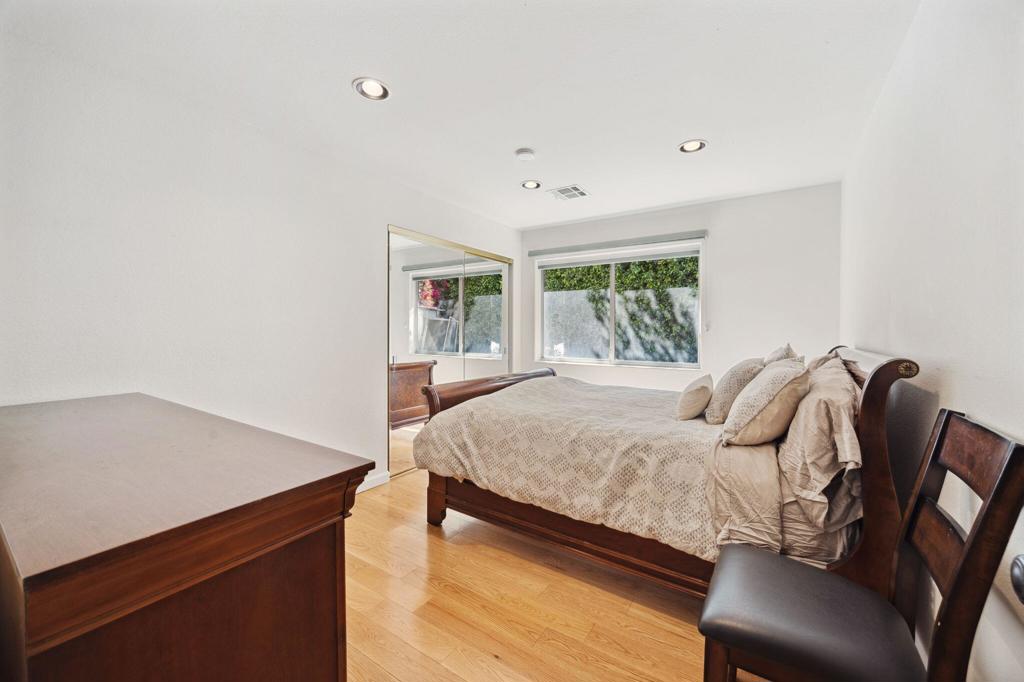 72400 Tanglewood Lane