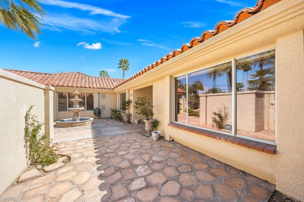 72400 Tanglewood Lane