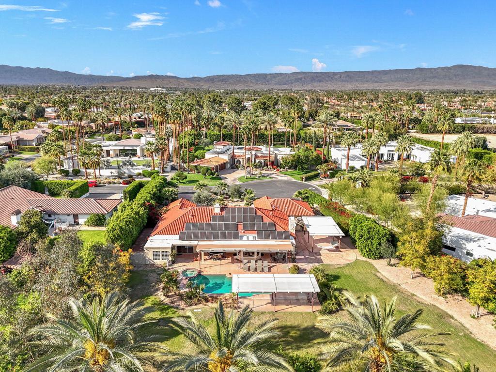 72400 Tanglewood Lane