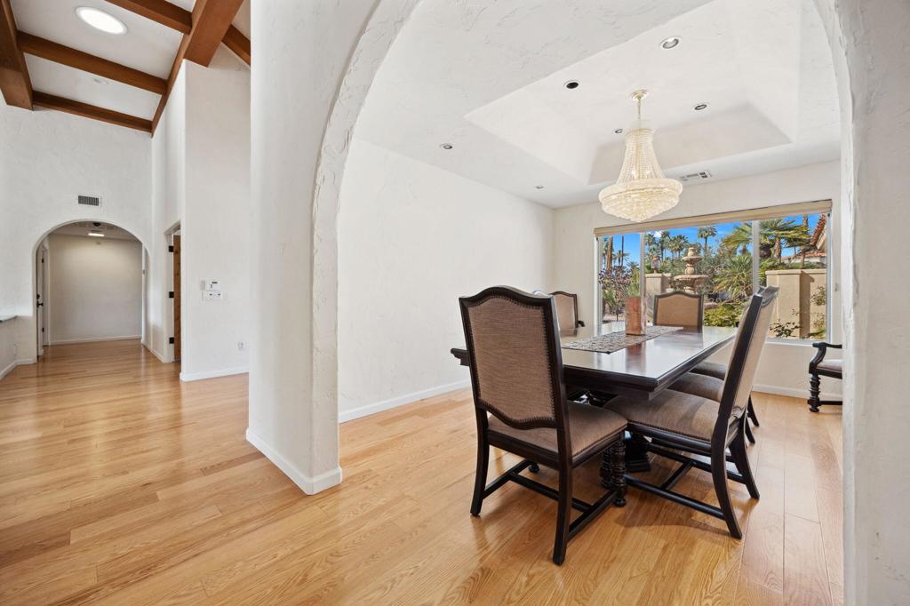 72400 Tanglewood Lane