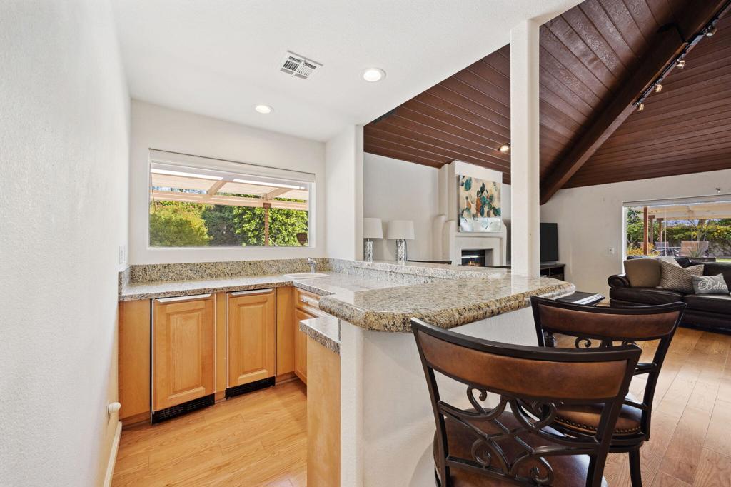 72400 Tanglewood Lane