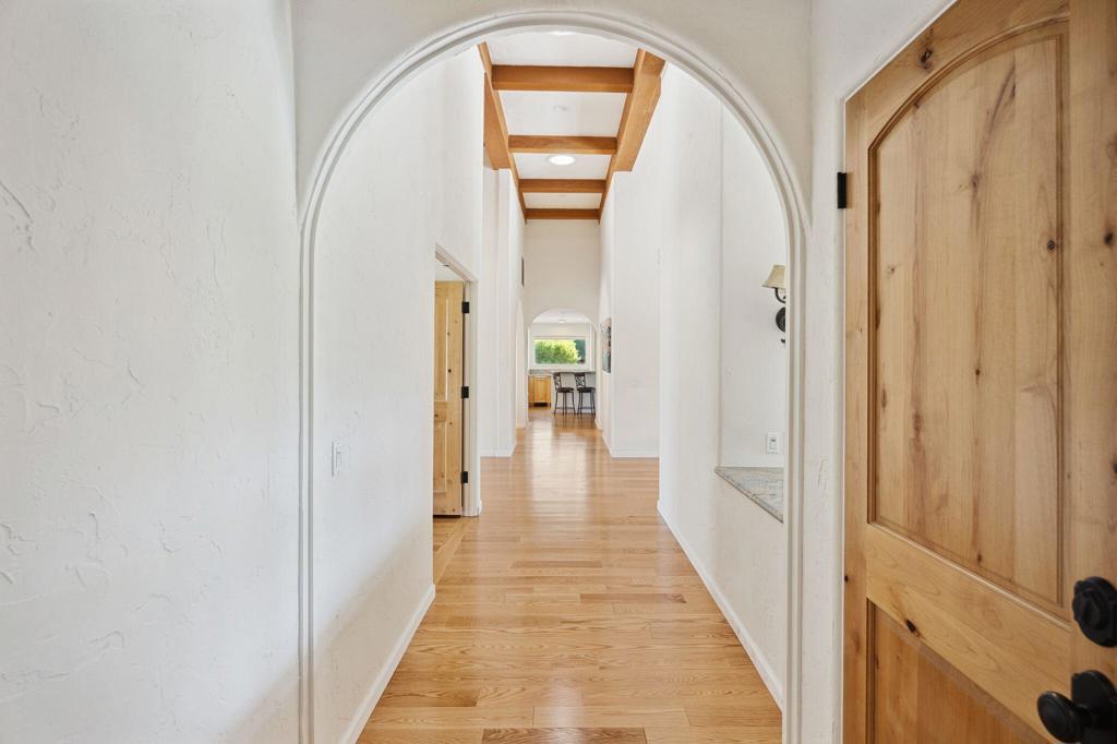 72400 Tanglewood Lane