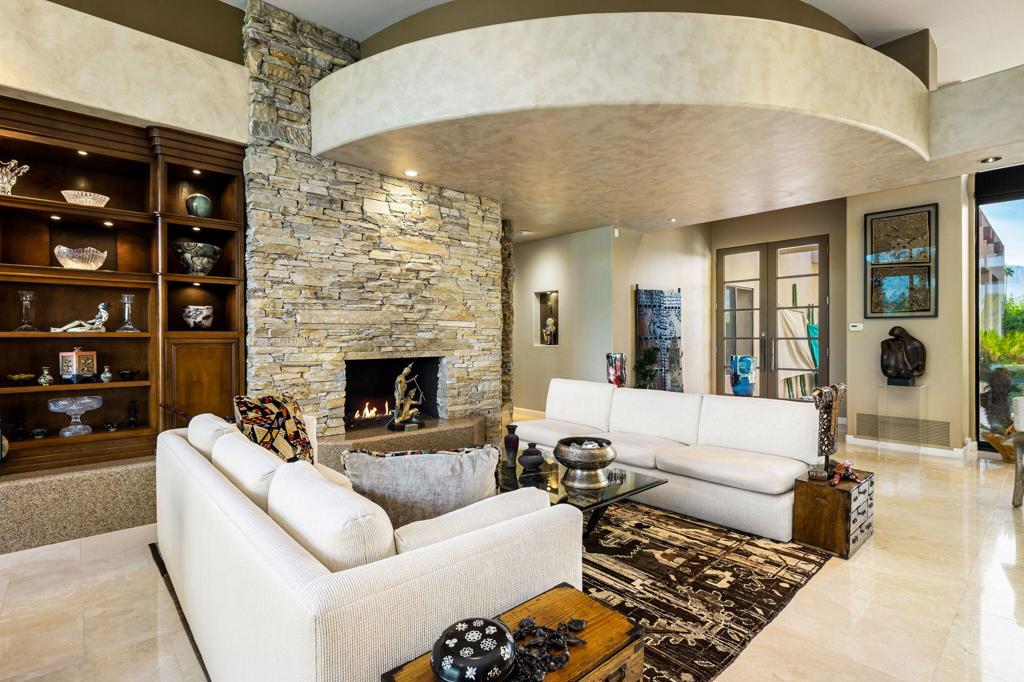 152 Waterford Circle