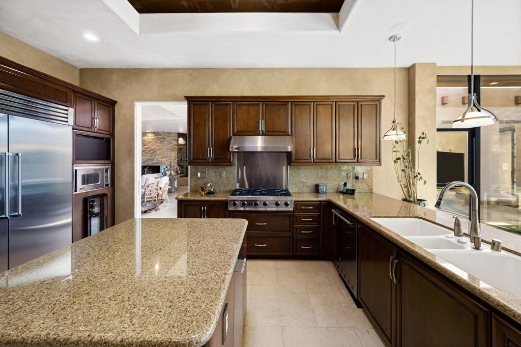 152 Waterford Circle