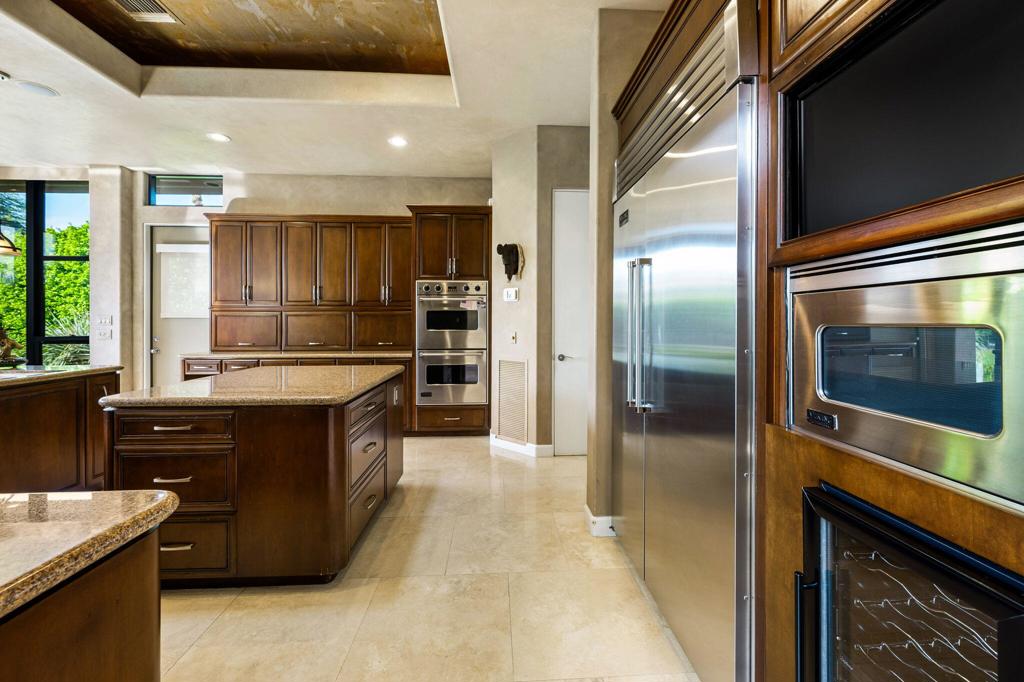 152 Waterford Circle