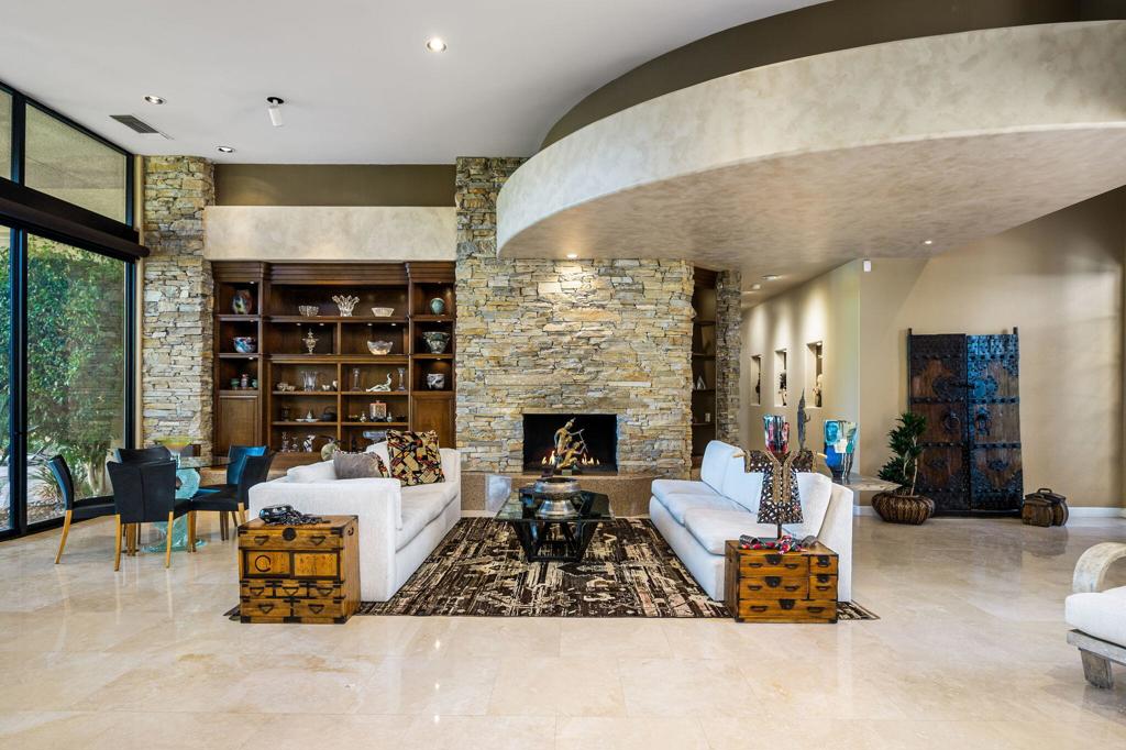 152 Waterford Circle