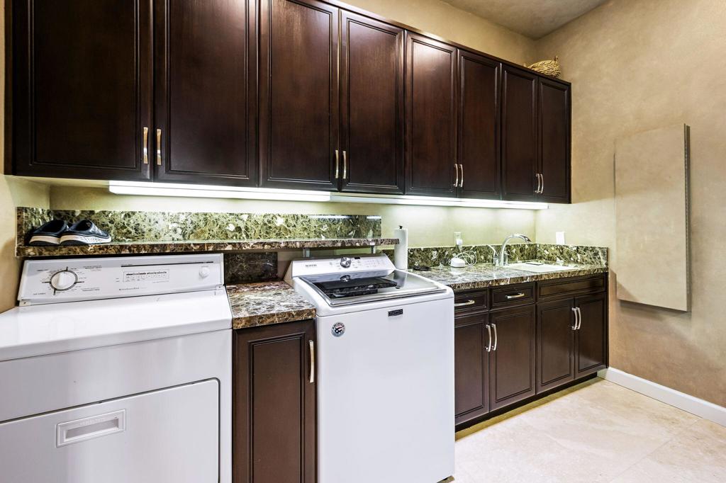 152 Waterford Circle