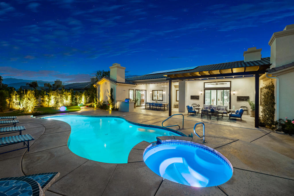18 Normandy Way