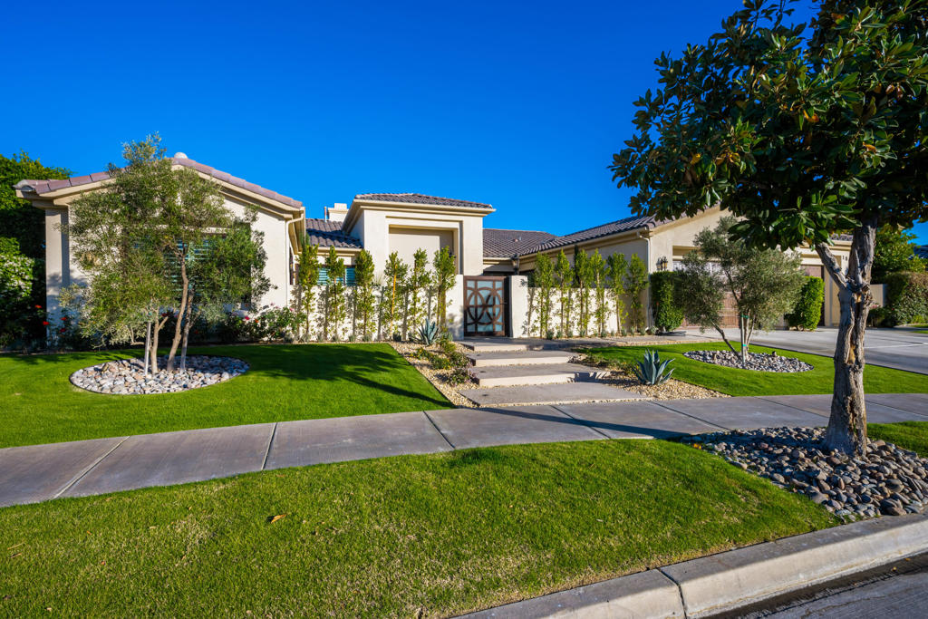 18 Normandy Way