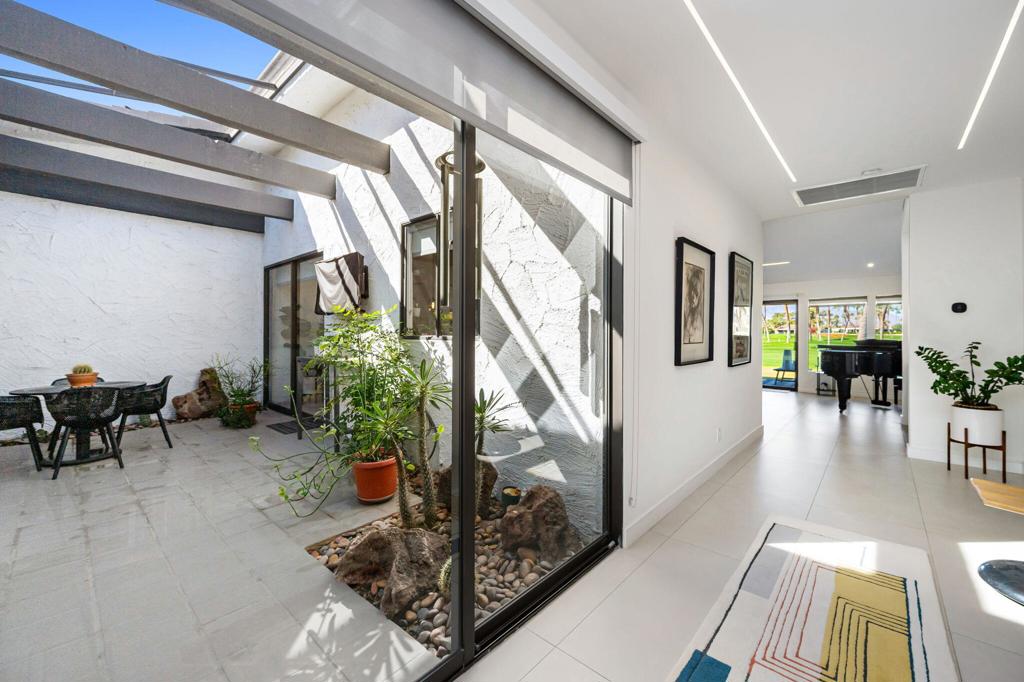 44841 Desert Horizons Drive