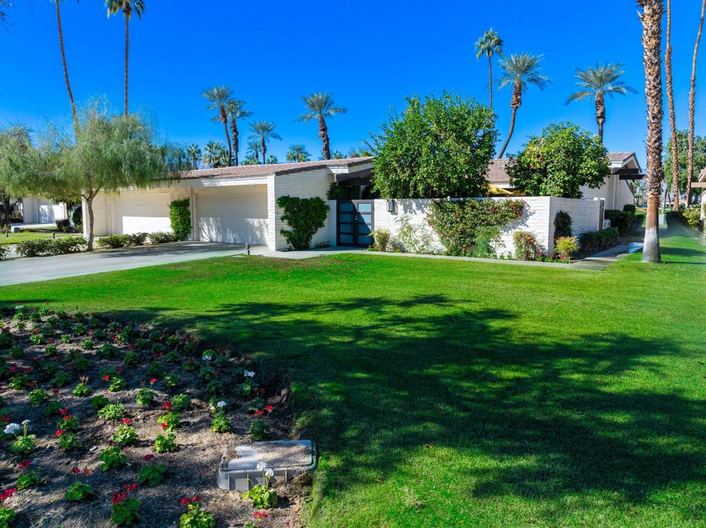 44841 Desert Horizons Drive