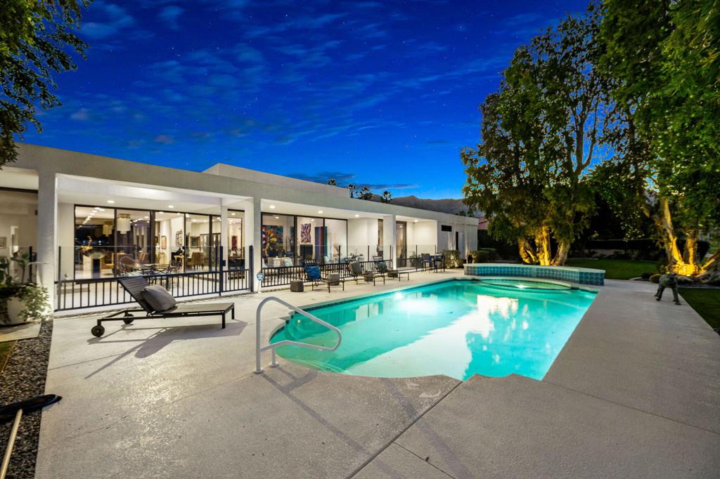 71120 N Thunderbird Terrace