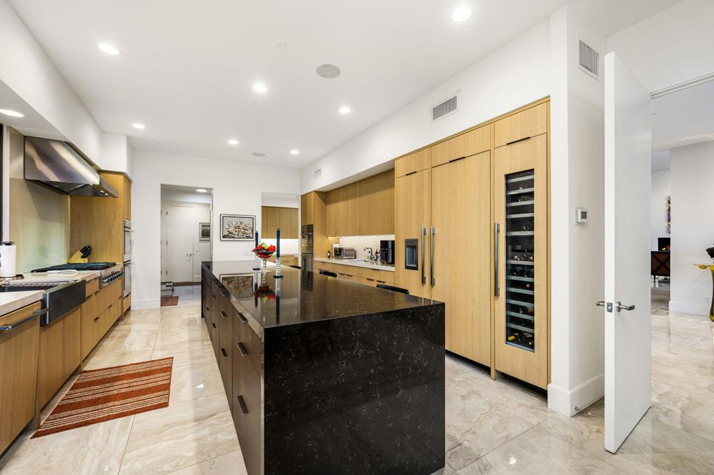 71120 N Thunderbird Terrace