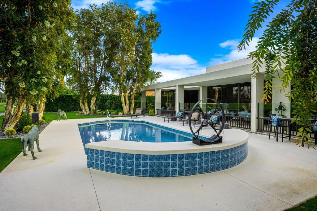 71120 N Thunderbird Terrace