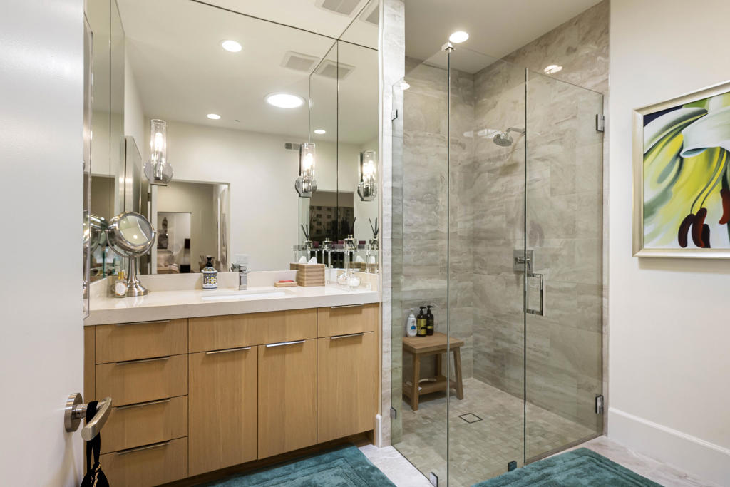 71120 N Thunderbird Terrace