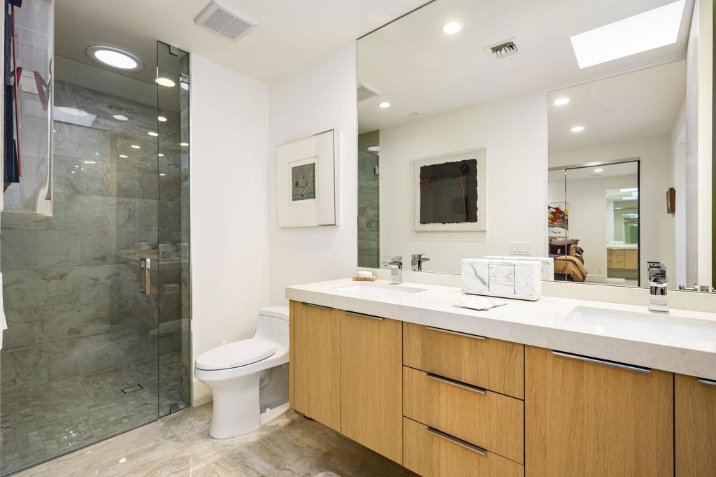 71120 N Thunderbird Terrace