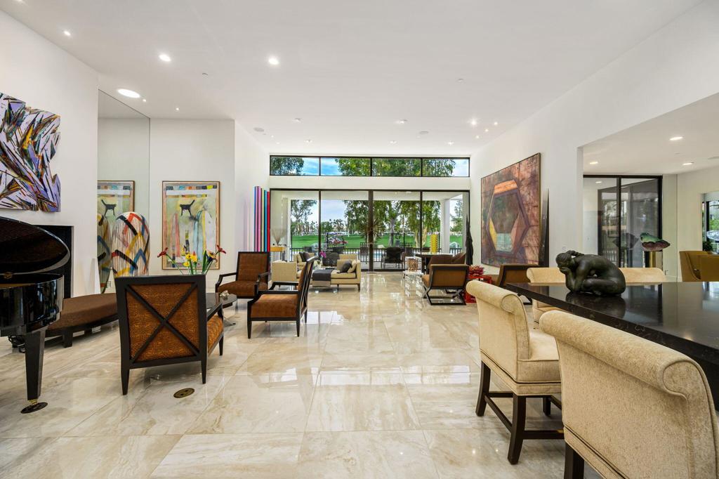 71120 N Thunderbird Terrace