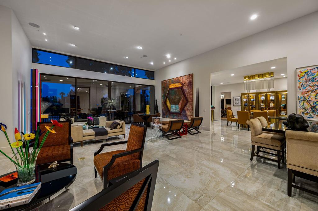 71120 N Thunderbird Terrace