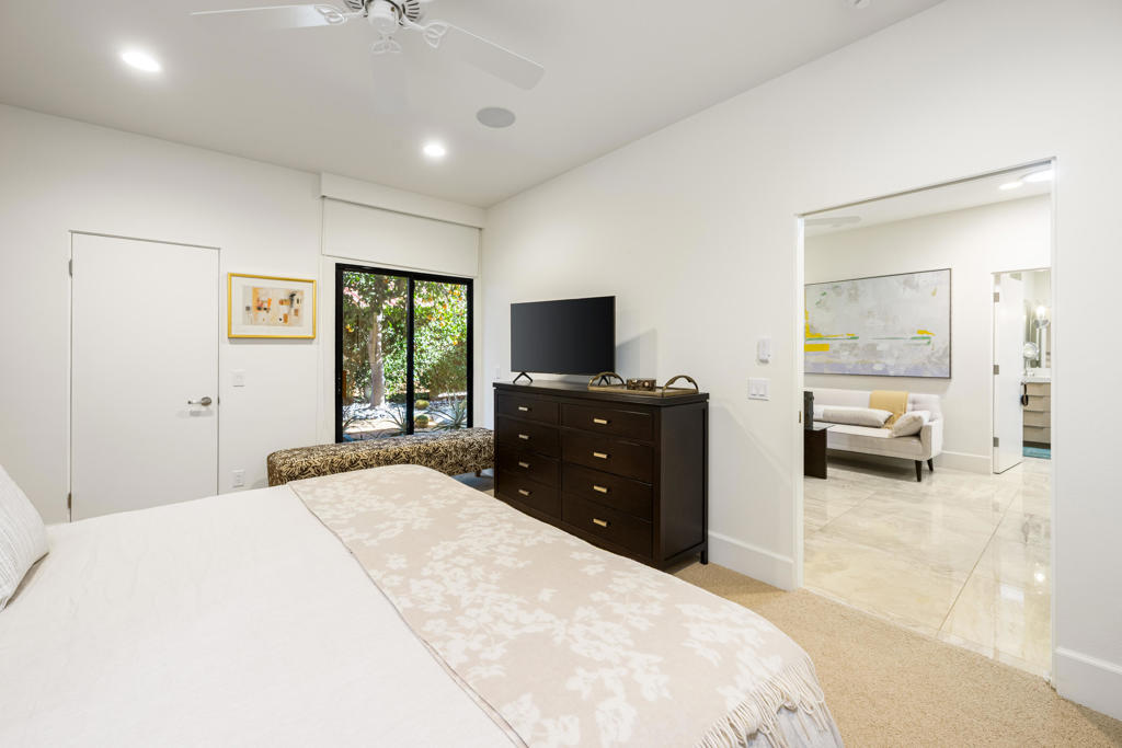 71120 N Thunderbird Terrace