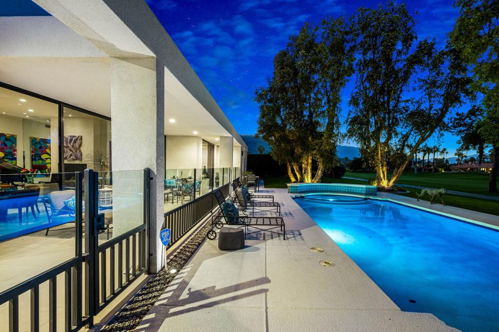 71120 N Thunderbird Terrace