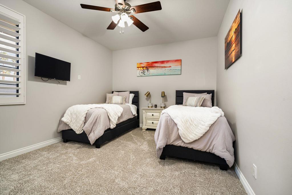 78545 Starlight Lane