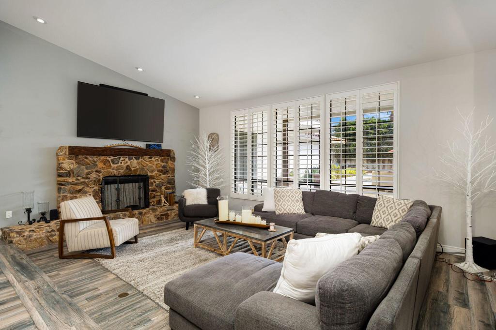 78545 Starlight Lane