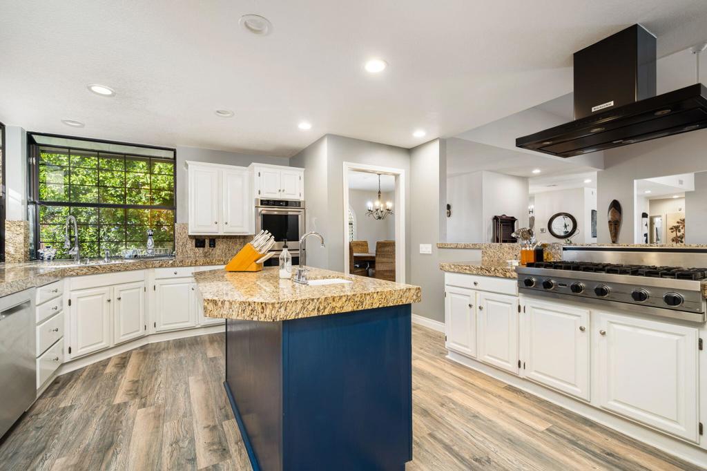 78545 Starlight Lane