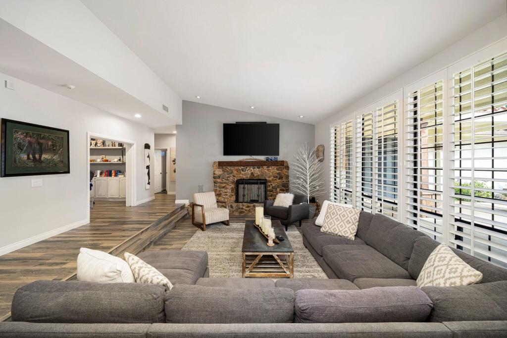 78545 Starlight Lane