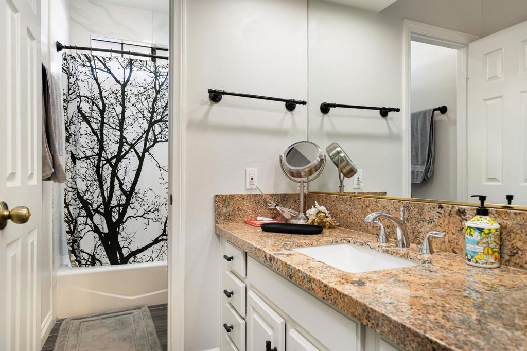 78545 Starlight Lane