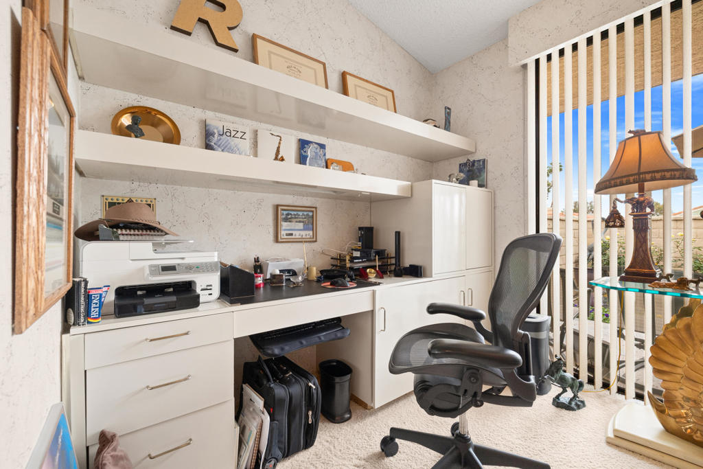 72419 Rodeo Way