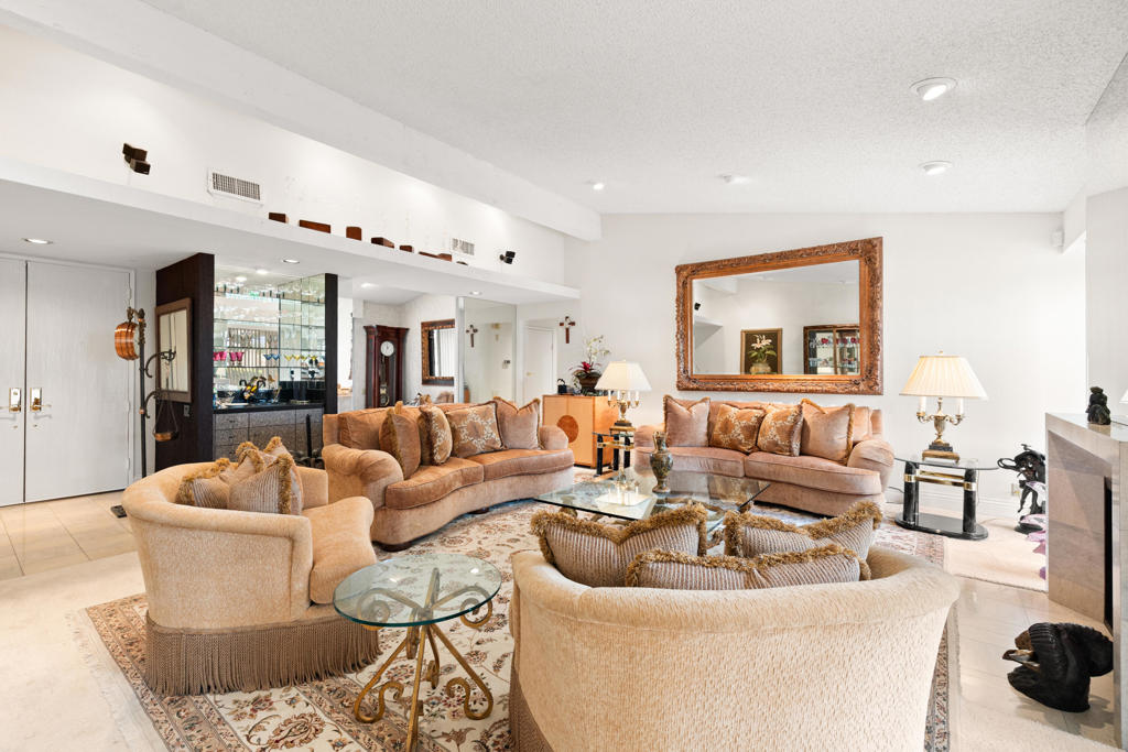 72419 Rodeo Way